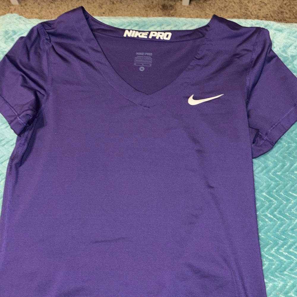 Nike active shirt